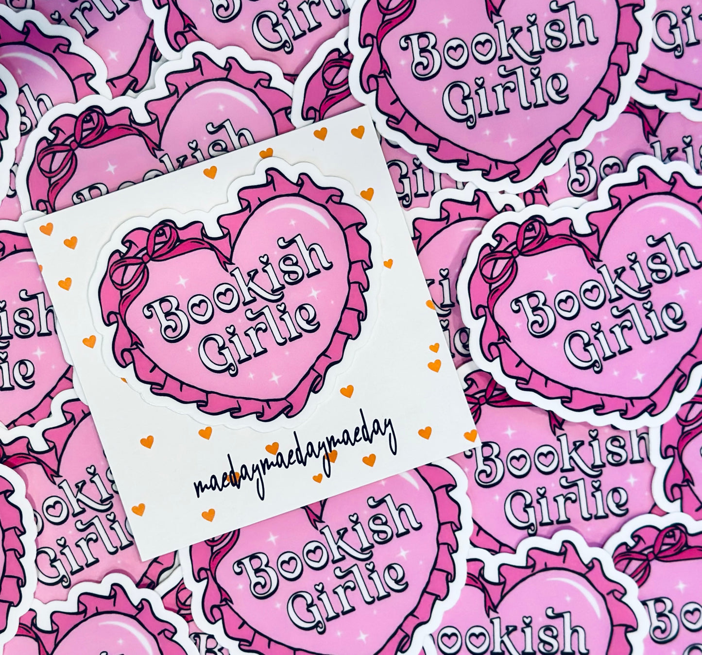 Hopeless Romantic Book Lover Sticker, Red Rose Wreath Lover, TRL Hopeless Romantic Sticker, Sticker for Kindle, Laptop, Booktok, Bookish maedaymaedaymaeday