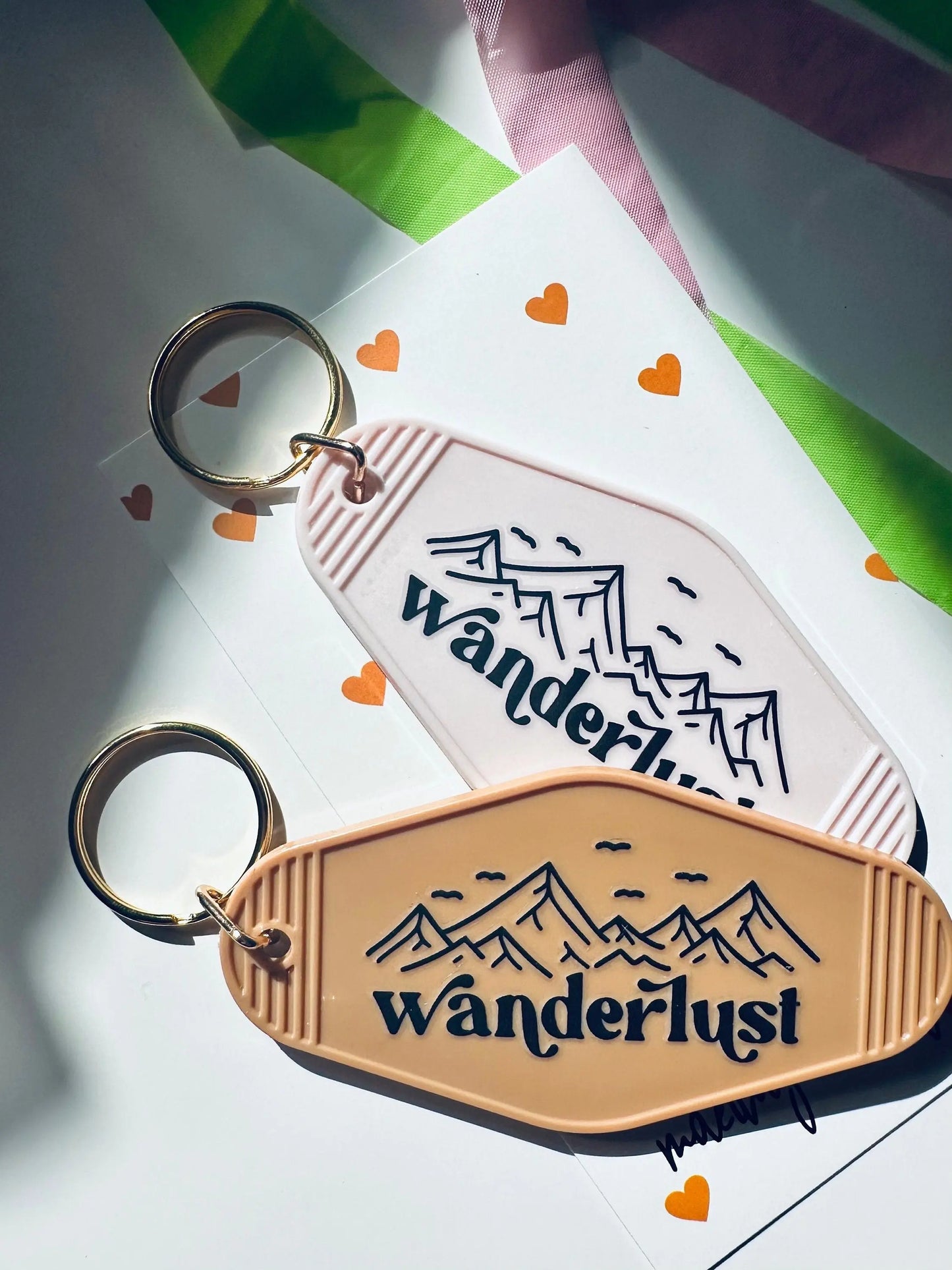 wanderlust keychain, vintage motel keychain maedaymaedaymaeday