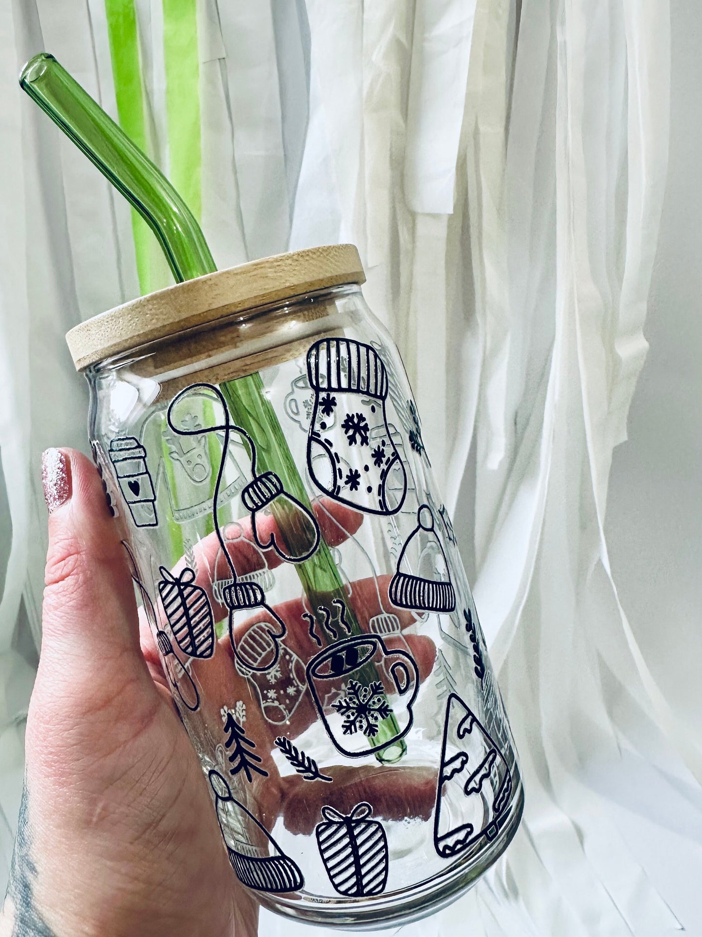 Christmas/Winter Doodle Glass Soda Can, Christmas Tree Glass Beer Can, Cold Coffee Cup, Minimalist Holiday Doodle maedaymaedaymaeday