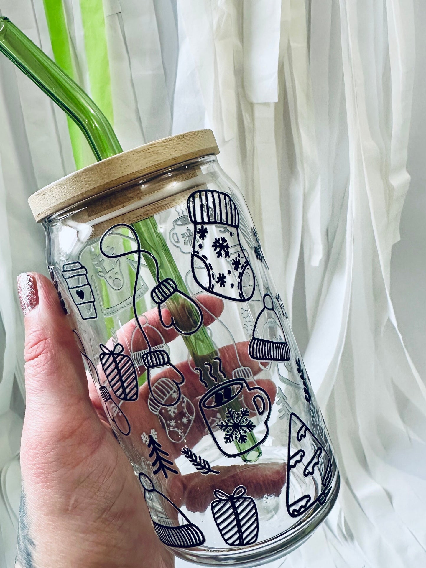 Christmas/Winter Doodle Glass Soda Can, Christmas Tree Glass Beer Can, Cold Coffee Cup, Minimalist Holiday Doodle maedaymaedaymaeday