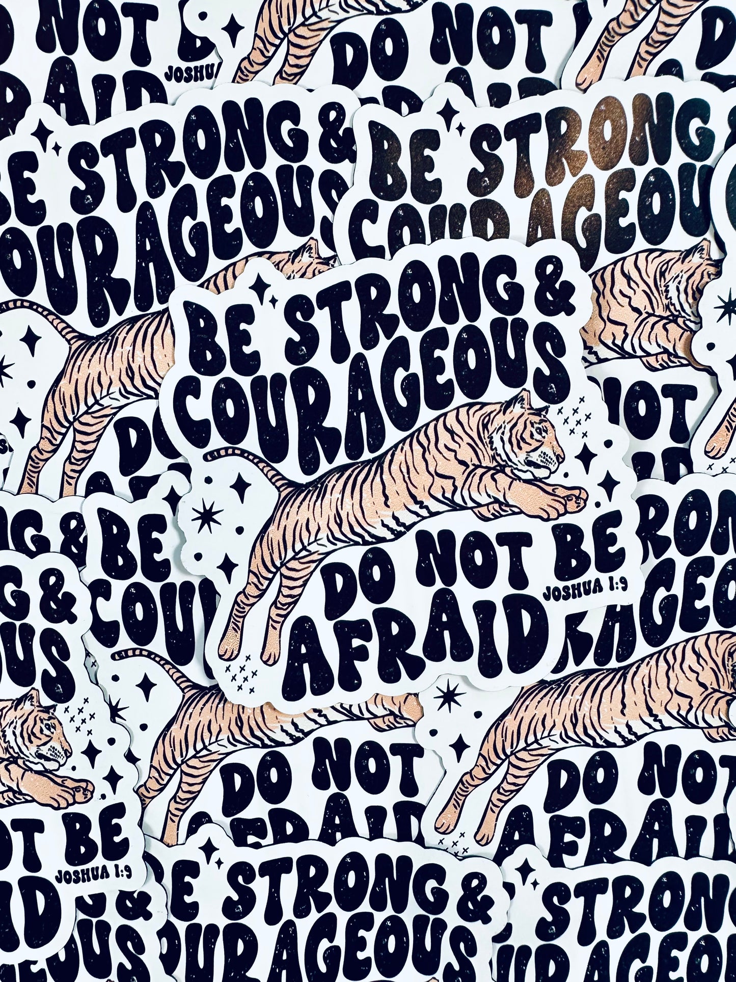 Be Strong & Courageous Magnet – A Daily Dose of Faith and Encouragement