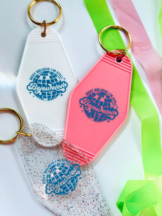 Best Believe I'm Still Bejeweled Retro Vintage Motel Keychain, Cute Retro Hotel Keychain maedaymaedaymaeday