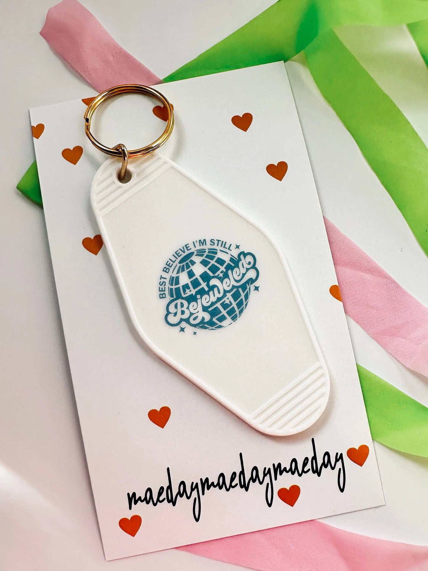 Best Believe I'm Still Bejeweled Retro Vintage Motel Keychain, Cute Retro Hotel Keychain maedaymaedaymaeday