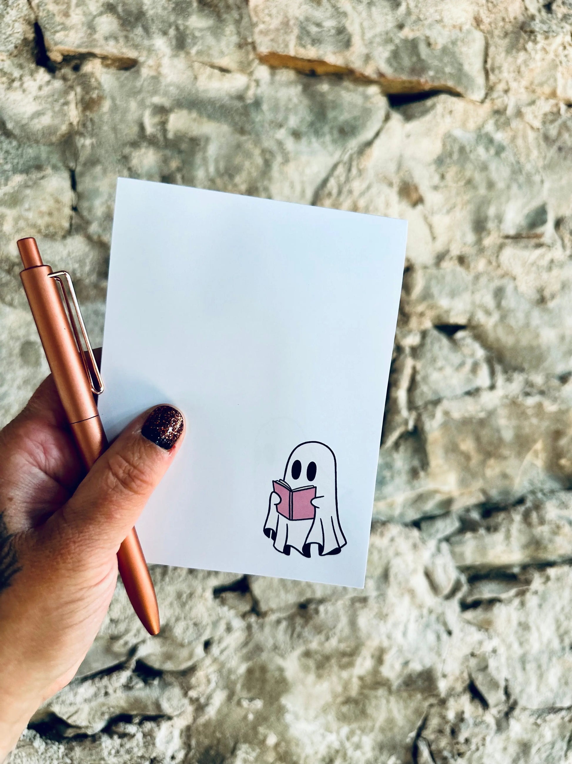 Everyday, Basic Ghost Notepad - maedaymaedaymaeday