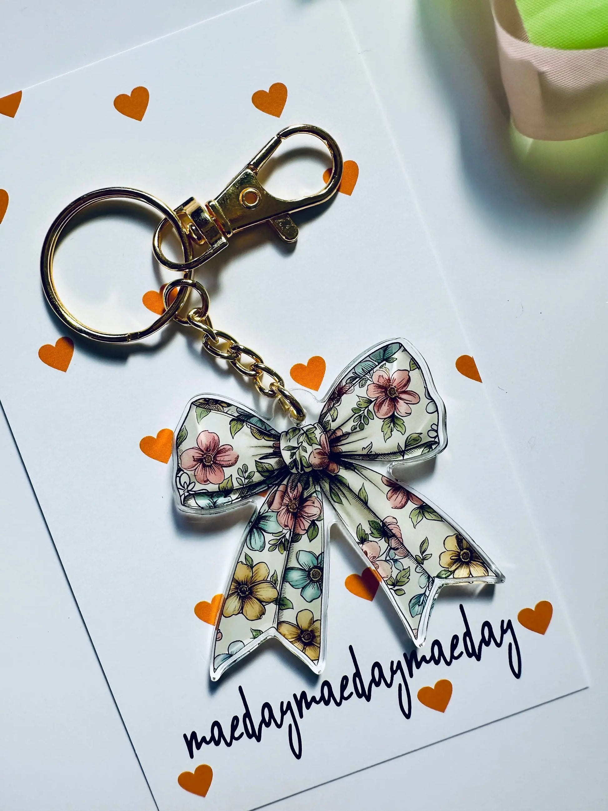 Floral, Coquette Bow Acrylic Keychain, Floral Ribbon and Bows, Dainty Trendy Keychain Aesthetic, Cute Trendy Bow Obsessed Girly Keychain maedaymaedaymaeday