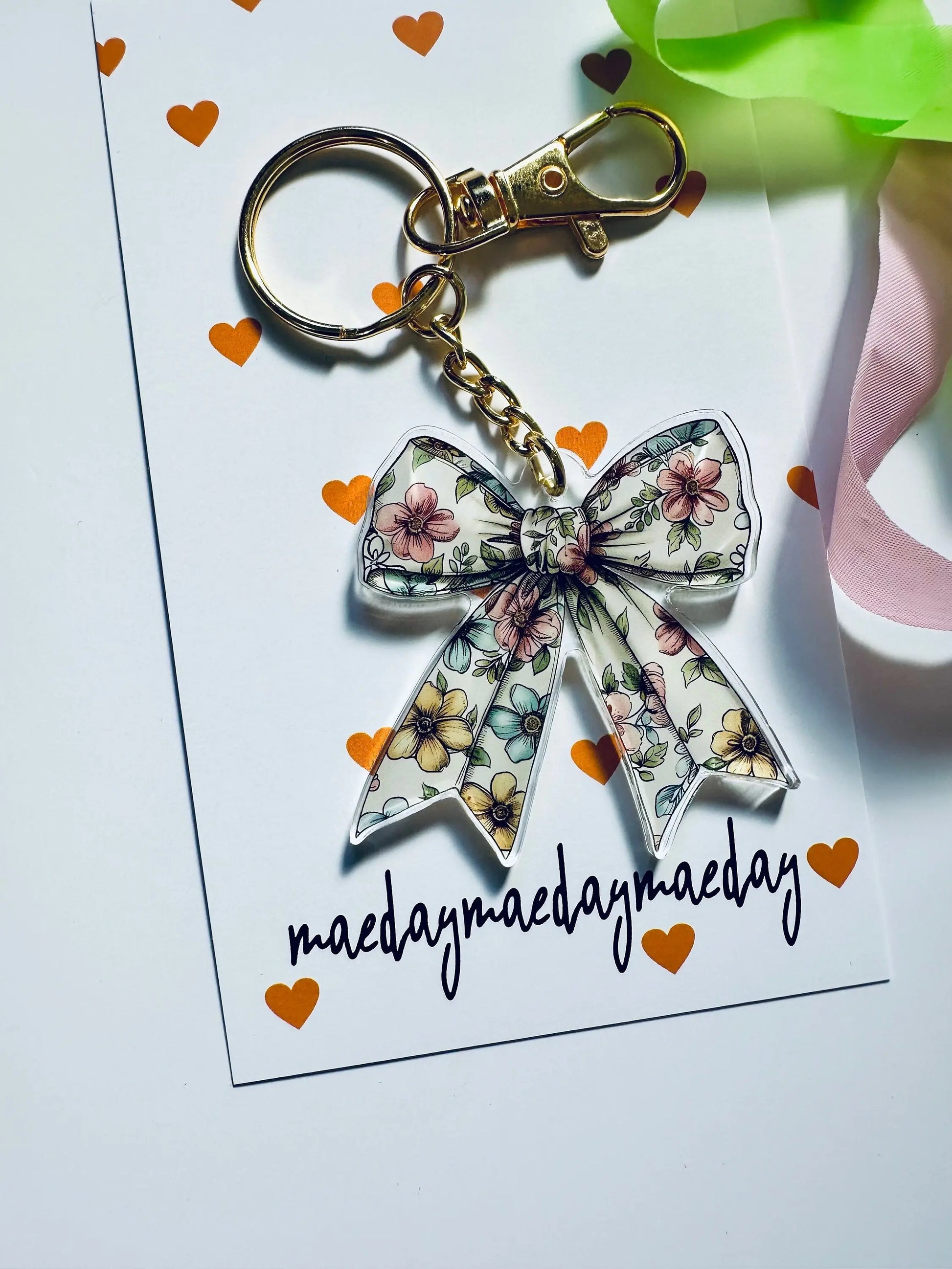 Floral, Coquette Bow Acrylic Keychain, Floral Ribbon and Bows, Dainty Trendy Keychain Aesthetic, Cute Trendy Bow Obsessed Girly Keychain maedaymaedaymaeday