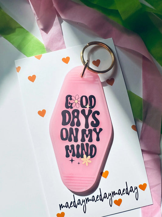 Good Days On My Mind Retro Vintage Motel Keychain, Cute Retro Hotel Keychain maedaymaedaymaeday