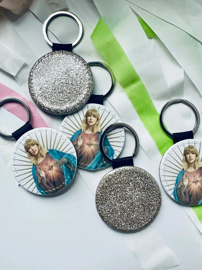 Holy Swift Gold Glitter Eras, Round Keychain maedaymaedaymaeday