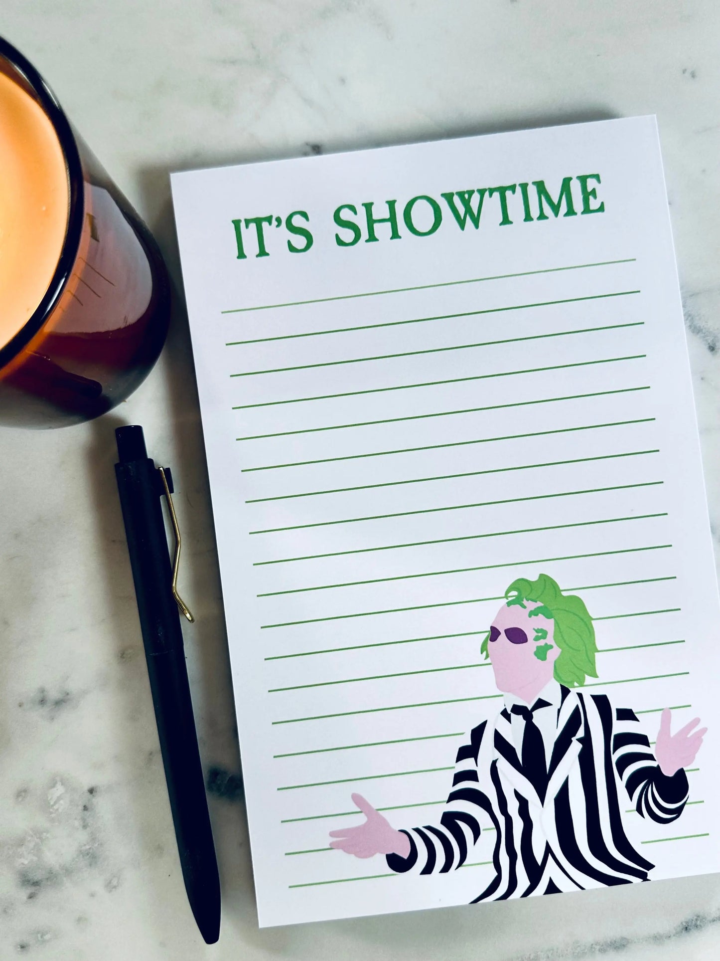 It's Showtime Notepad - maedaymaedaymaeday