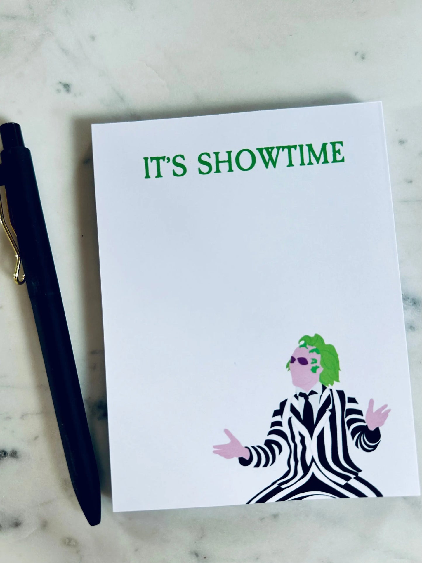 It's Showtime Notepad - maedaymaedaymaeday