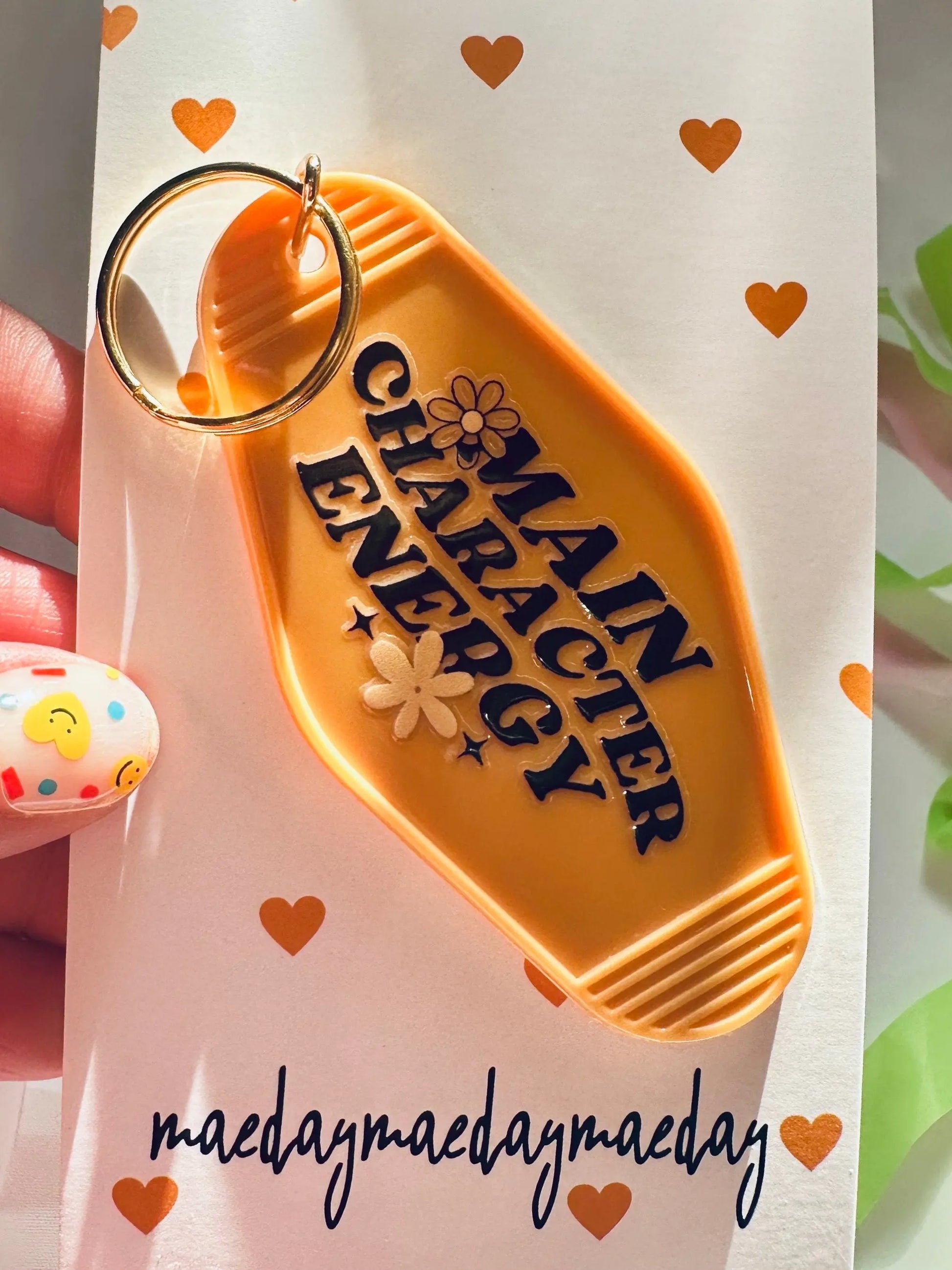 Main Character Energy Vintage Motel Keychain, Cute Retro Hotel Keychain maedaymaedaymaeday