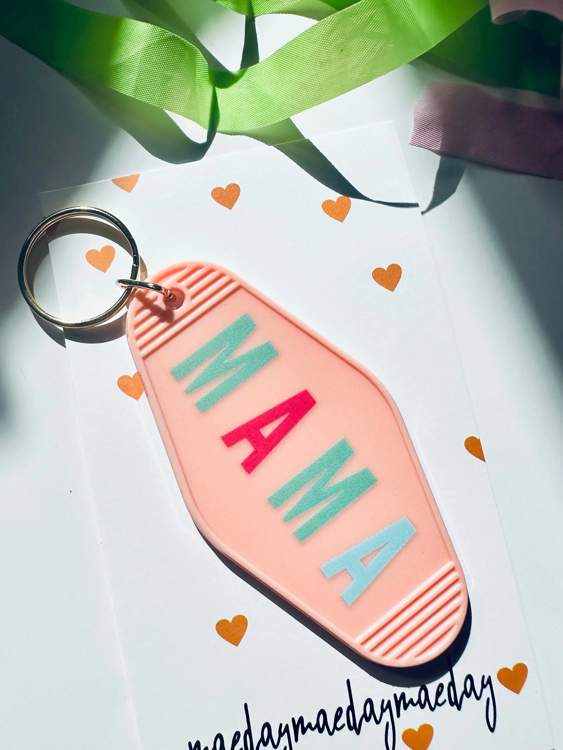 Multi-Colored Mama Vintage Motel Keychain, Mama Retro Hotel Keychain maedaymaedaymaeday